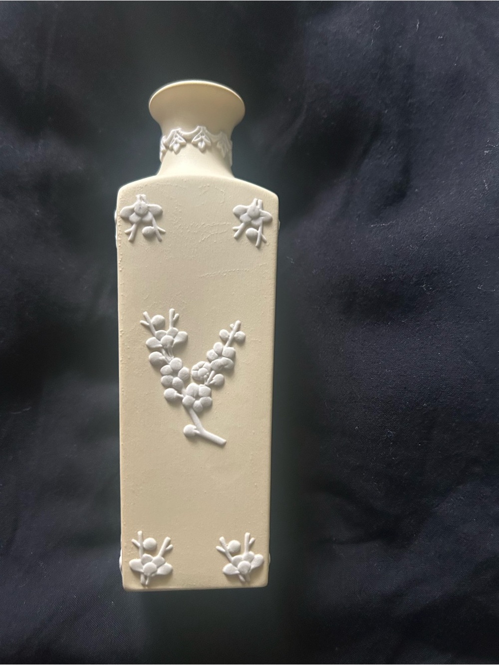Wedgewood Yellow Jasperware Vase - Picture 3 of 6